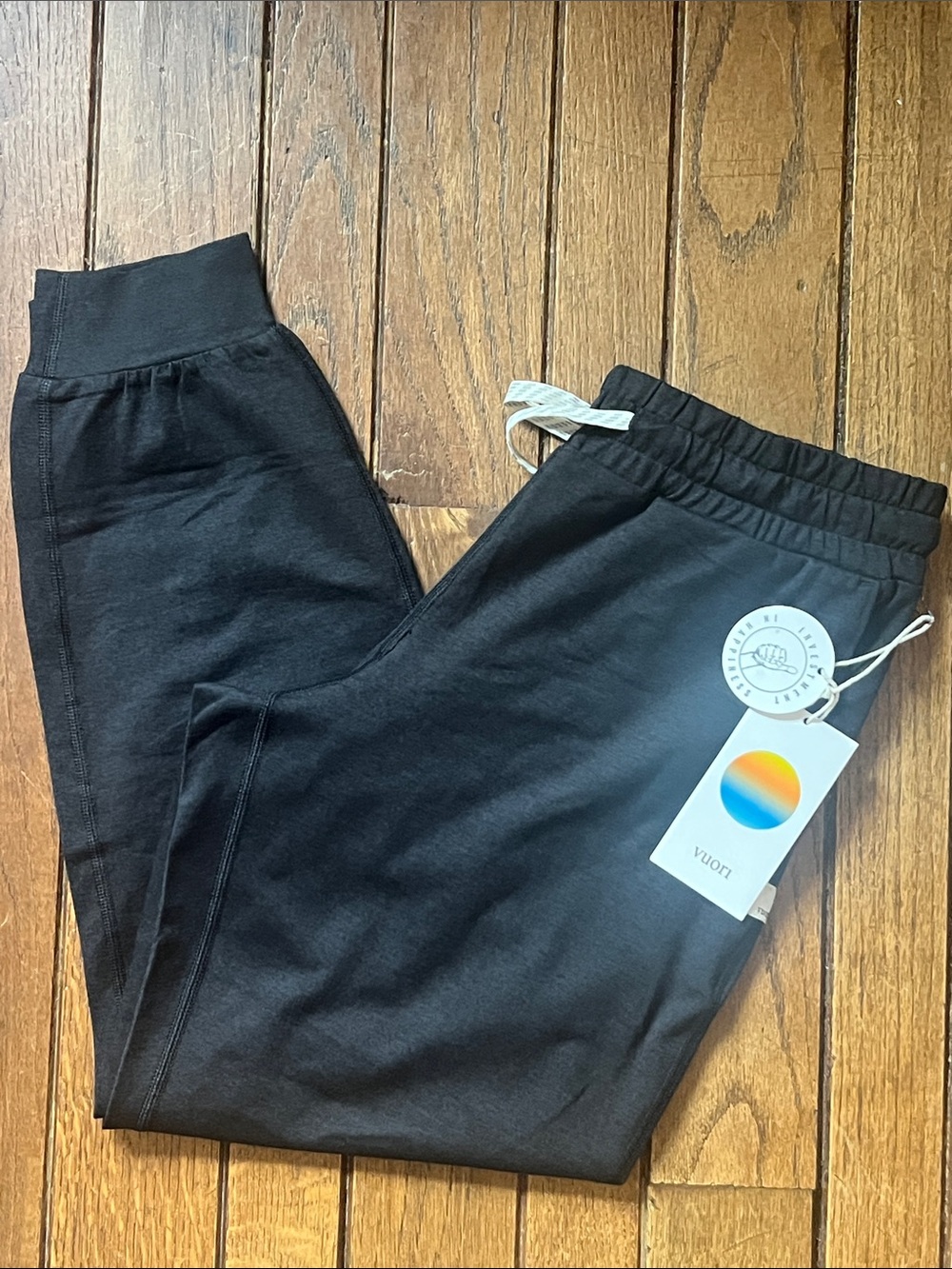 Vuori Black Heather Performance Jogger Sweatpants Size XS NEW WITH TAGS NWT
